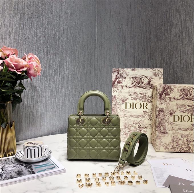 2025228Y680P21162219