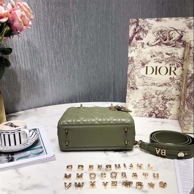 2025228Y680P21162235