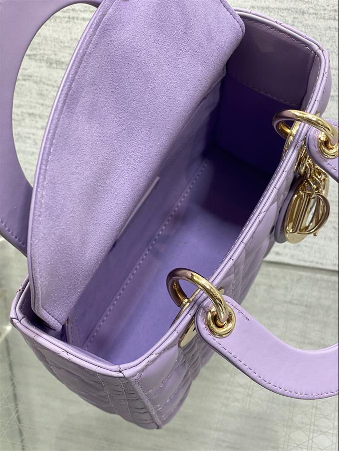 2025228Y700P21161124