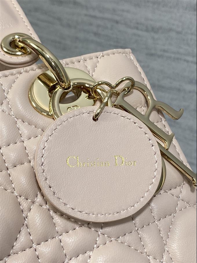 2025228Y700P211611527