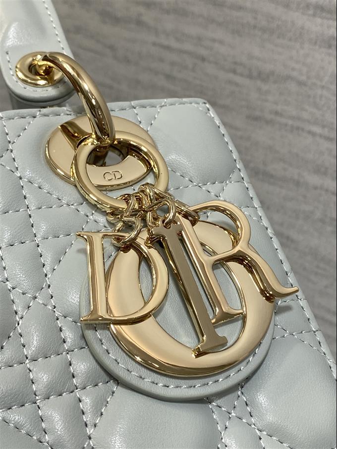 2025228Y700P211612360