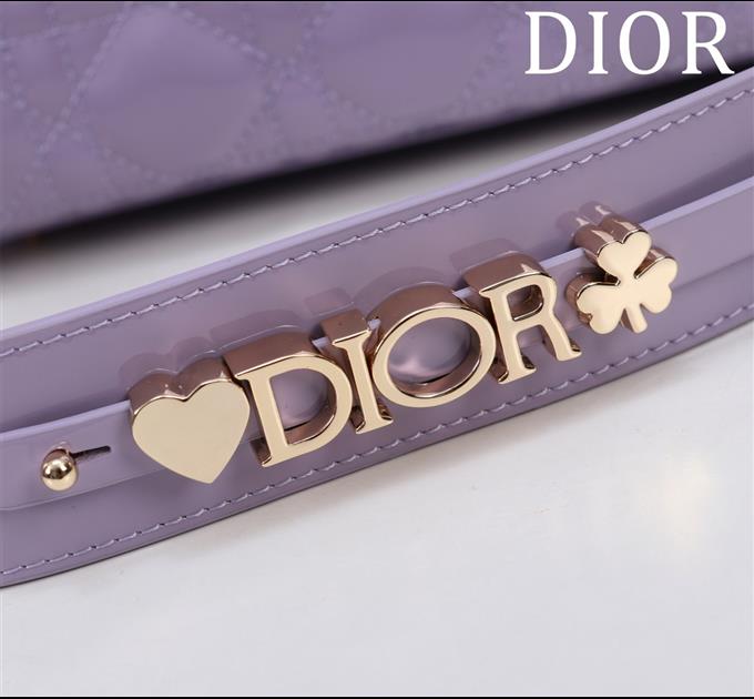 2025228Y700P21169453