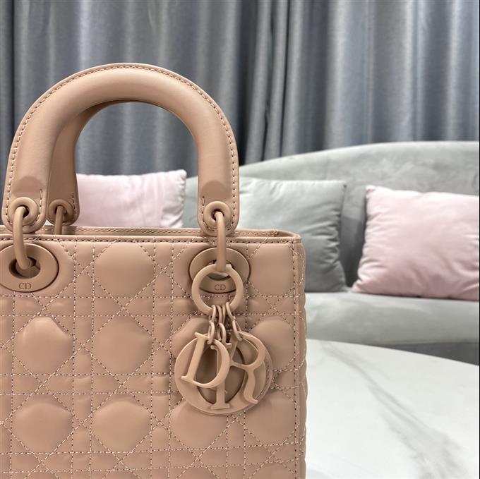 2025228Y700P211723377