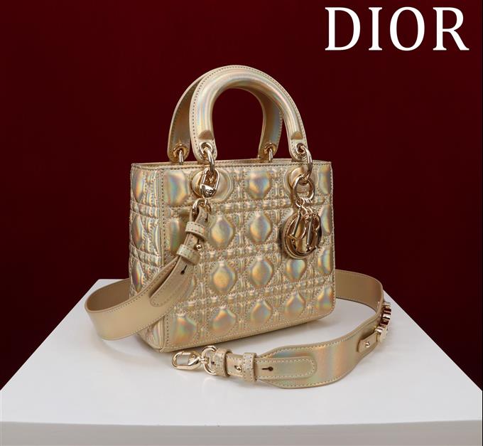 2025228Y750P211613856