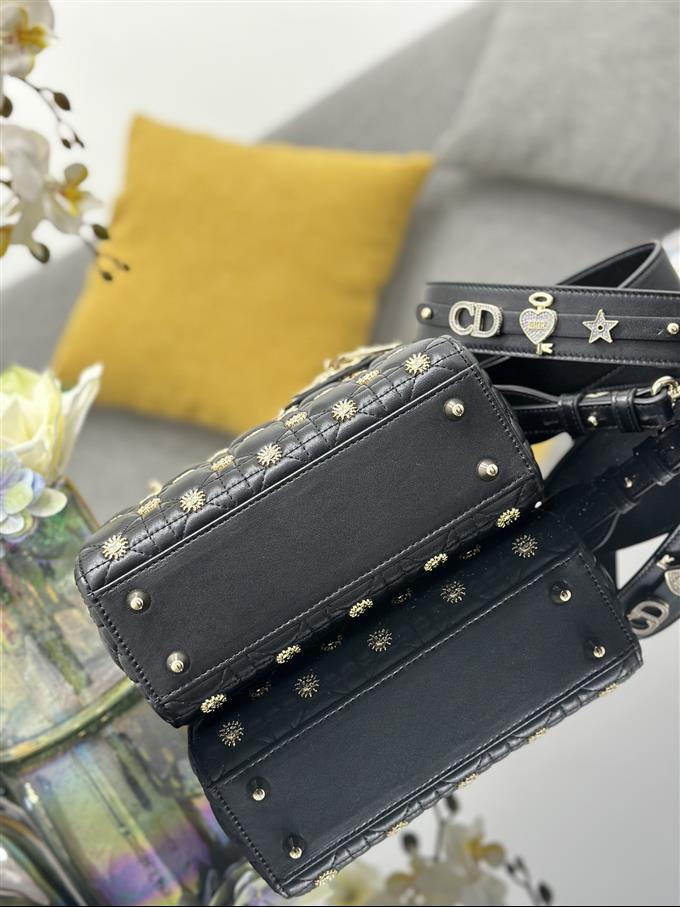 2025228Y920P211616375