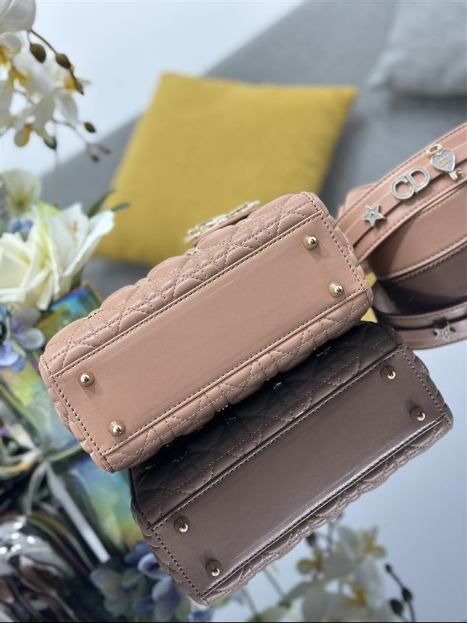 2025228Y920P211616941