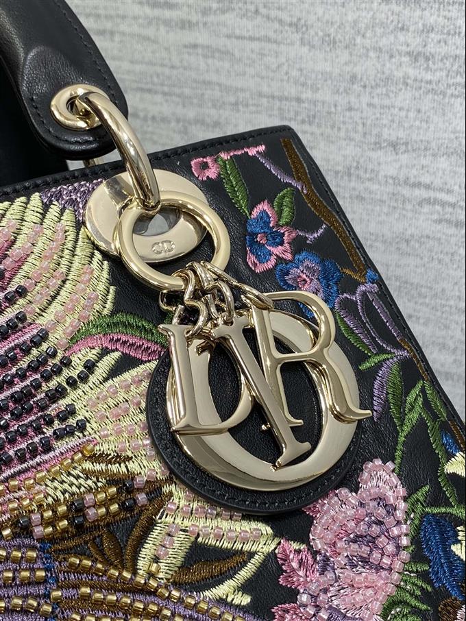 2025228Y1380P205714891