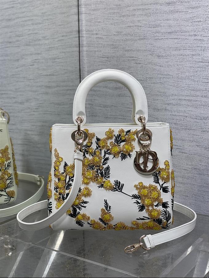 2025228Y1380P2057151