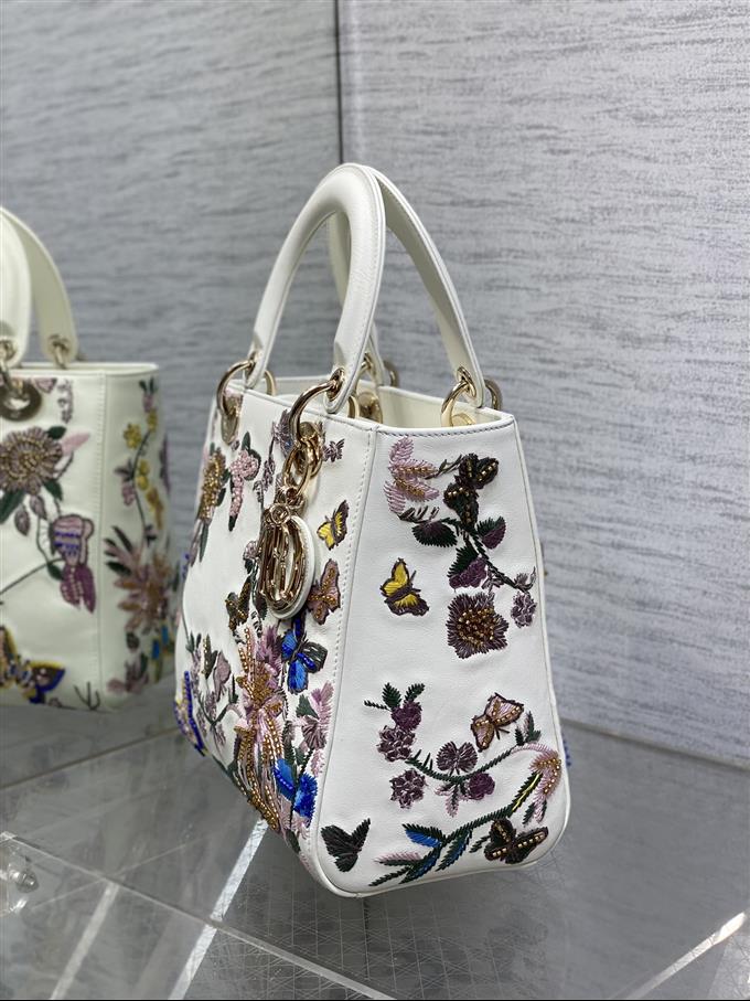 2025228Y1380P205715645