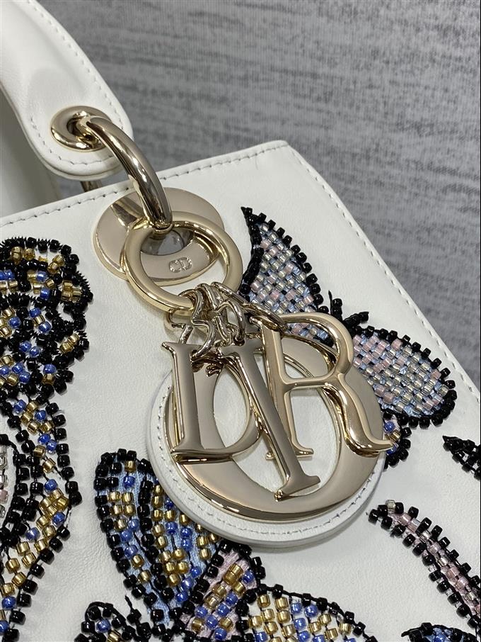 2025228Y1380P205715884