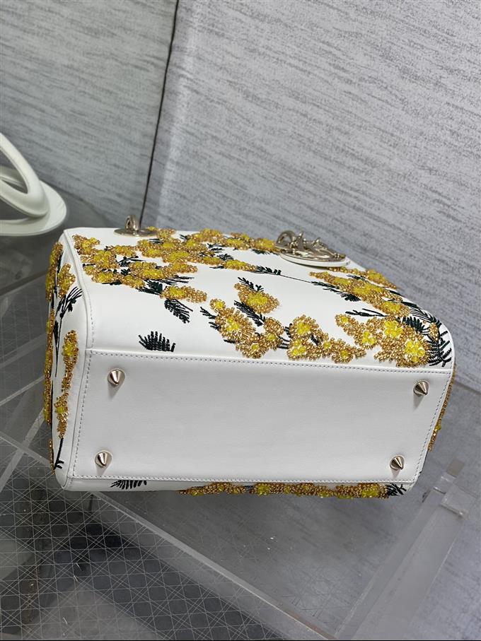 2025228Y1380P20571593