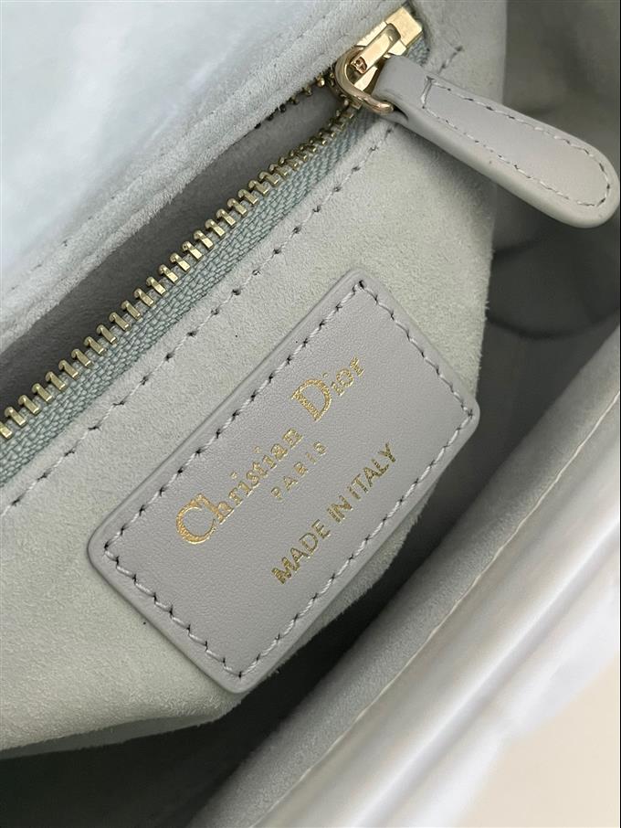 2025228Y600P22439915