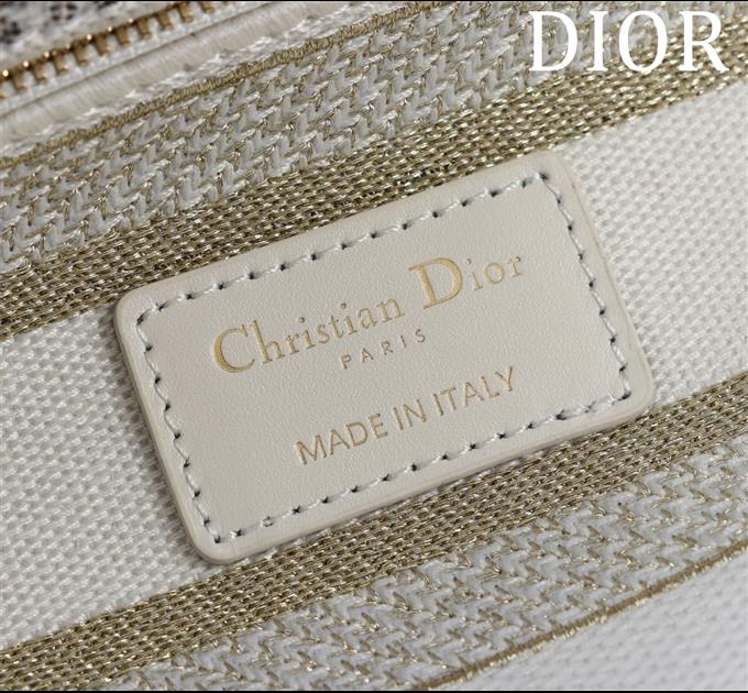 2025228Y650P205717536