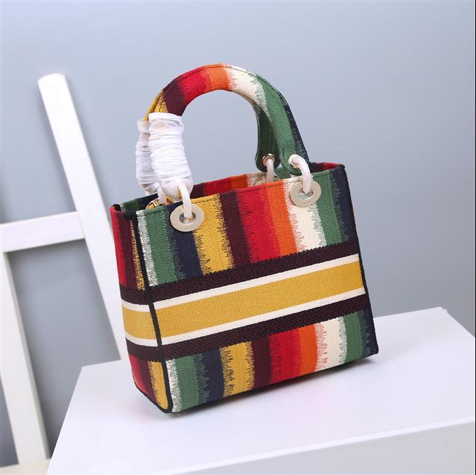 2025228Y650P20571839