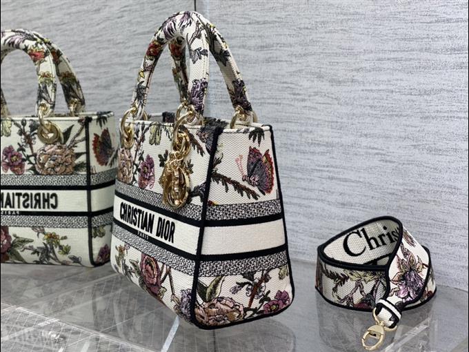 2025228Y650P205719449