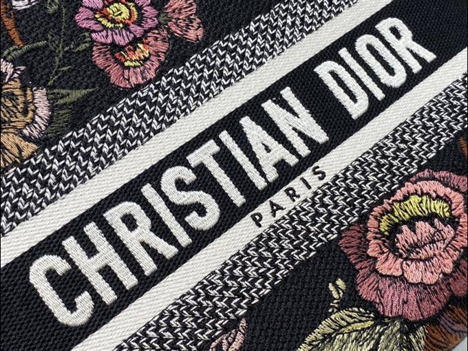 2025228Y650P205719542