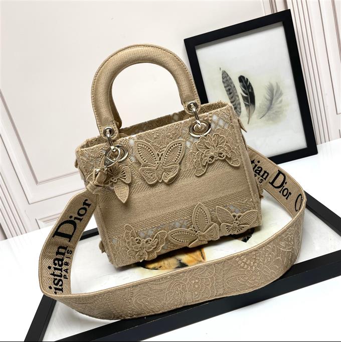 2025228Y650P211337772