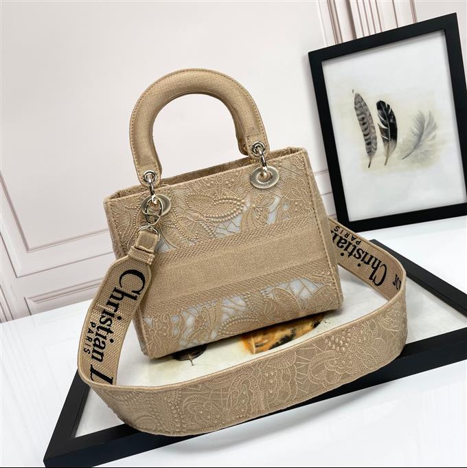 2025228Y650P211338195