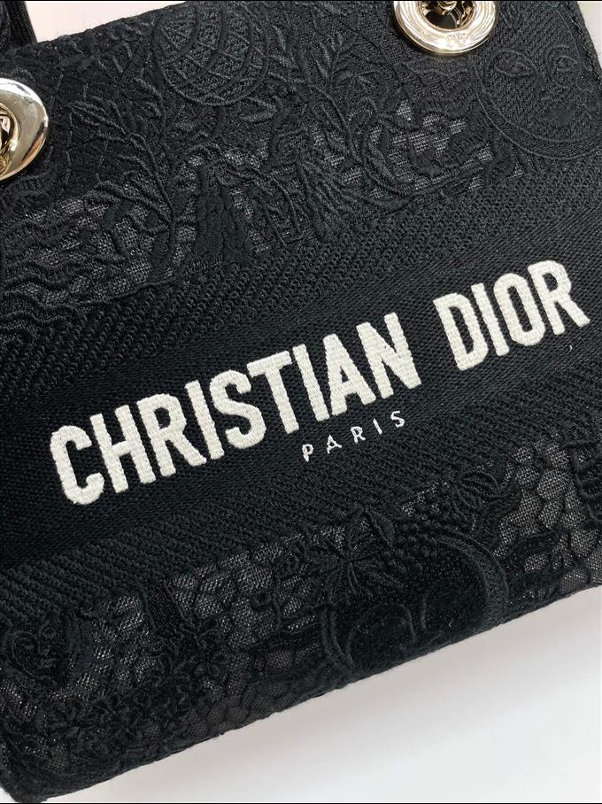 2025228Y650P211338968