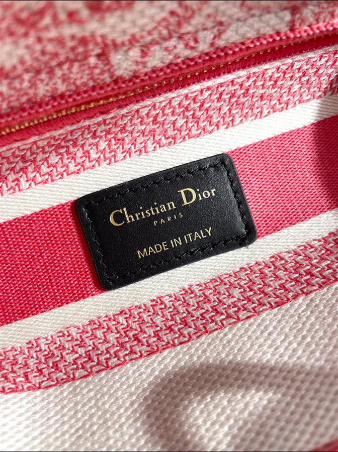 2025228Y650P211339422