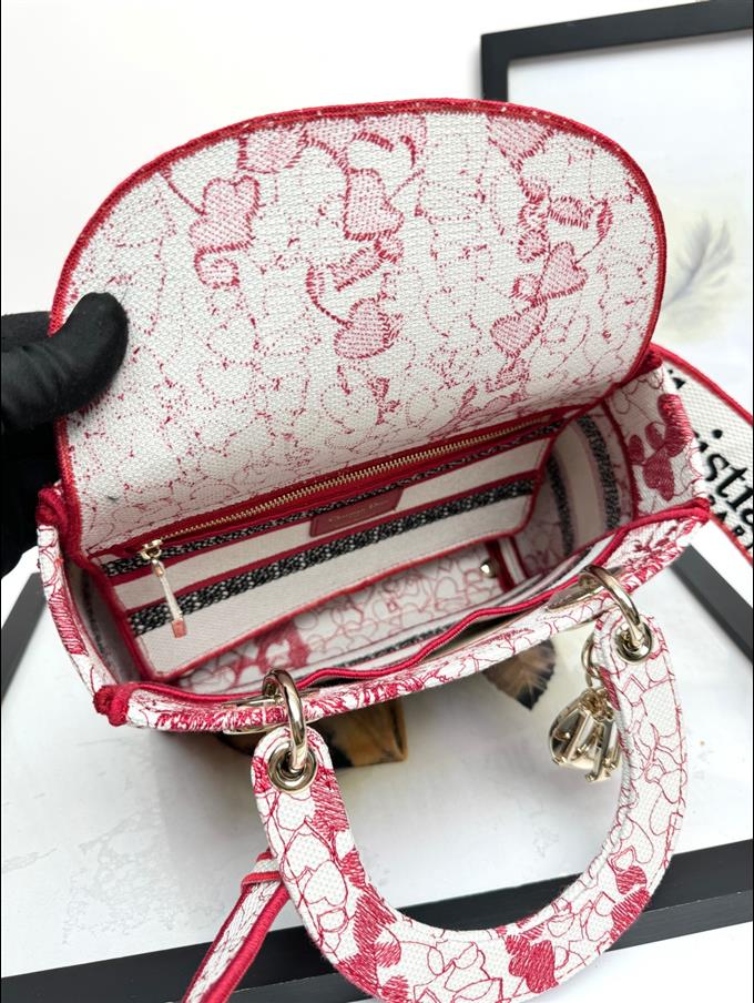 2025228Y650P211339659