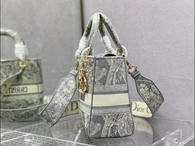 2025228Y650P211339926