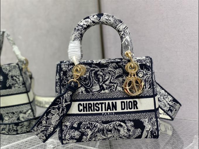 2025228Y650P211340159