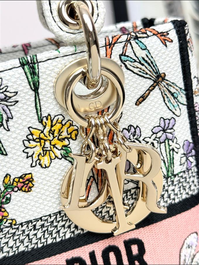 2025228Y650P211345446