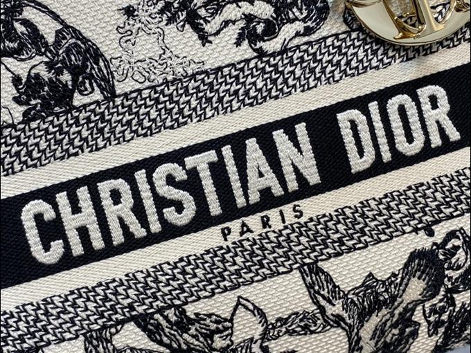 2025228Y650P211346656