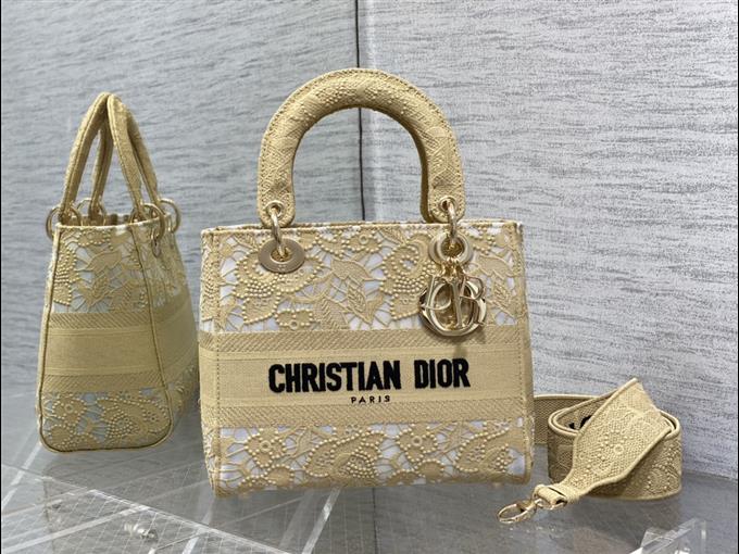 2025228Y650P221356592