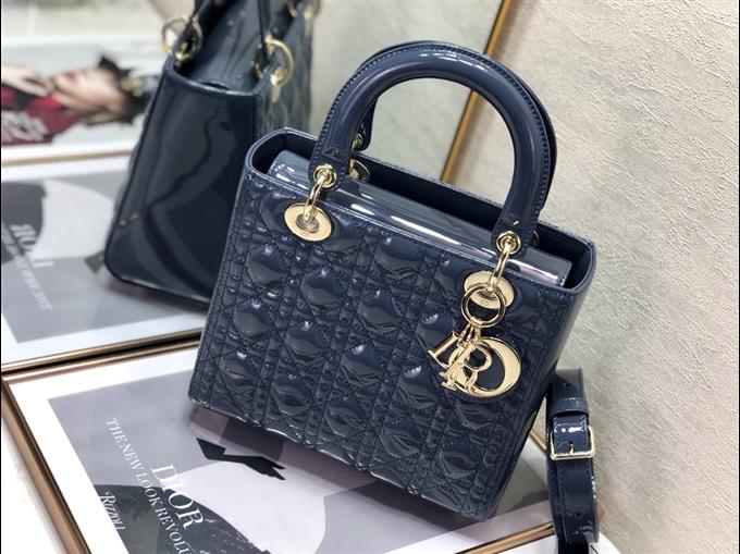 2025228Y700P211348234