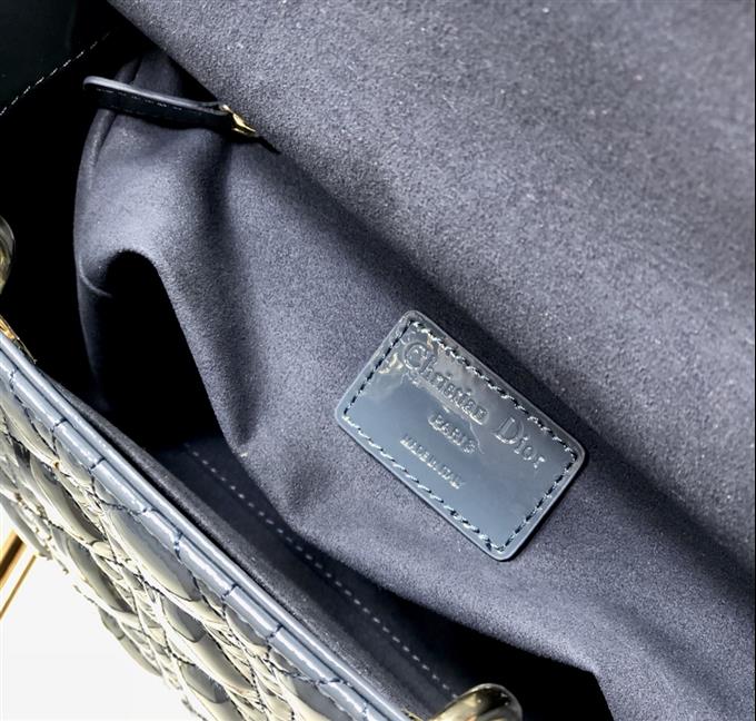 2025228Y700P211348314