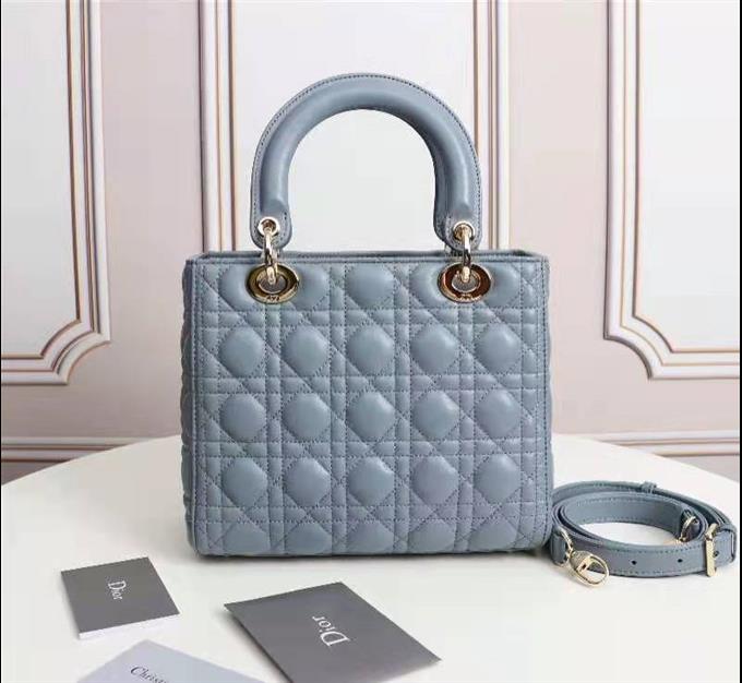 2025228Y700P211348519