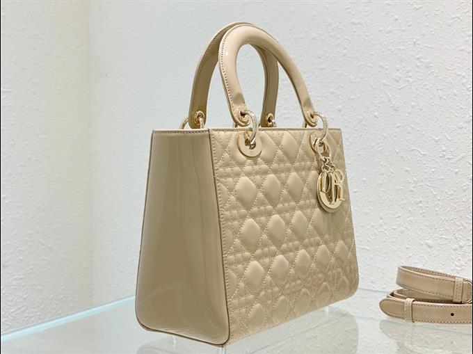 2025228Y700P211348914