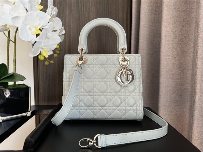 2025228Y700P21134922