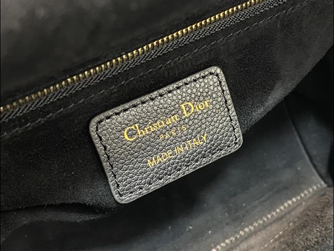 2025228Y700P211349839