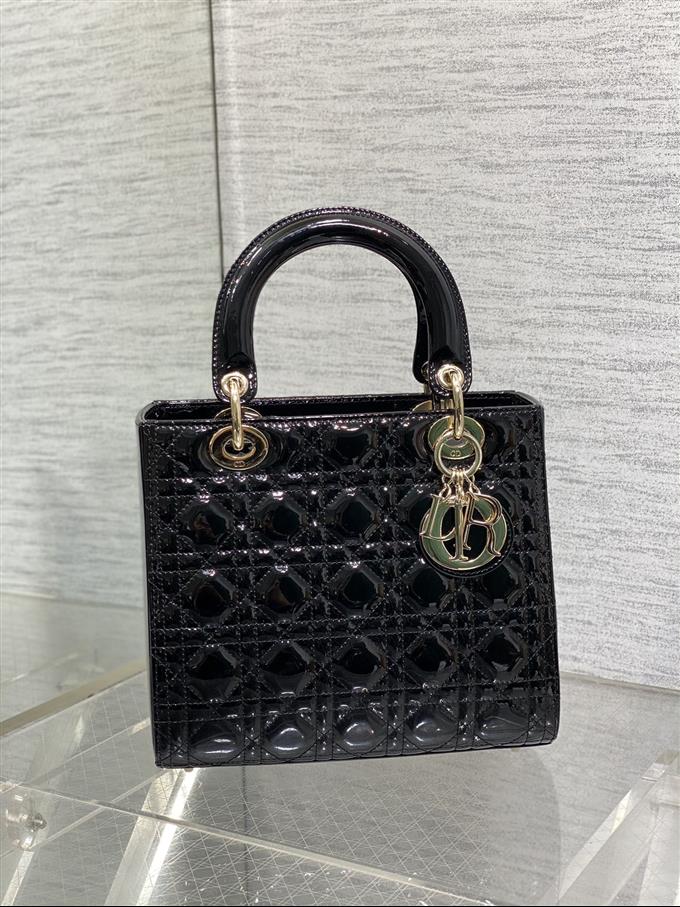 2025228Y700P212555610