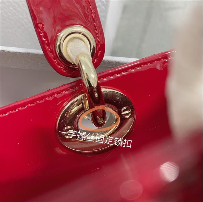 2025228Y700P221320480