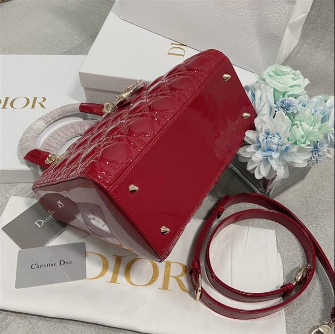 2025228Y700P221320542