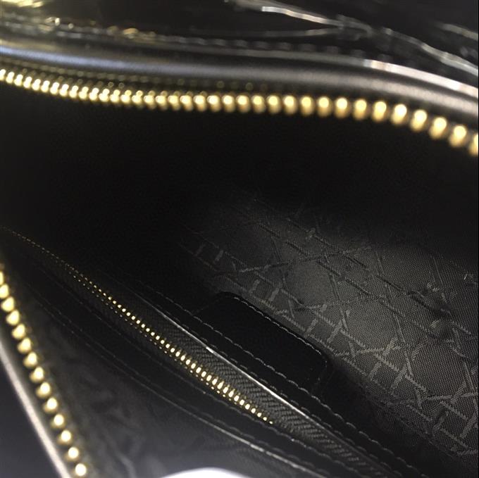 2025228Y700P221320810