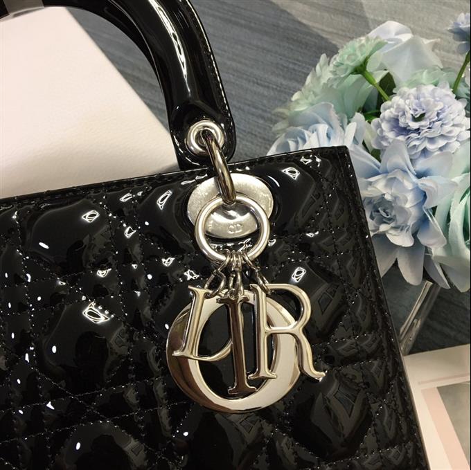 2025228Y700P221320921