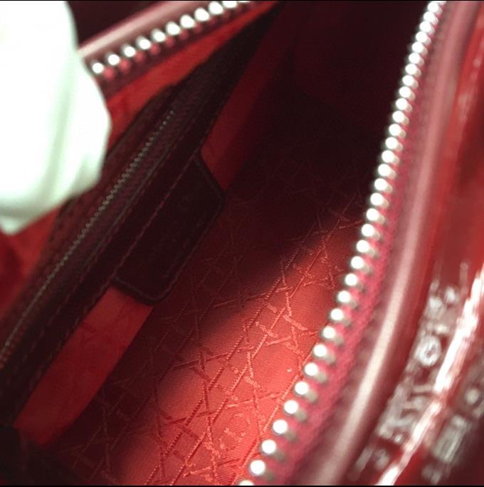 2025228Y700P221321110