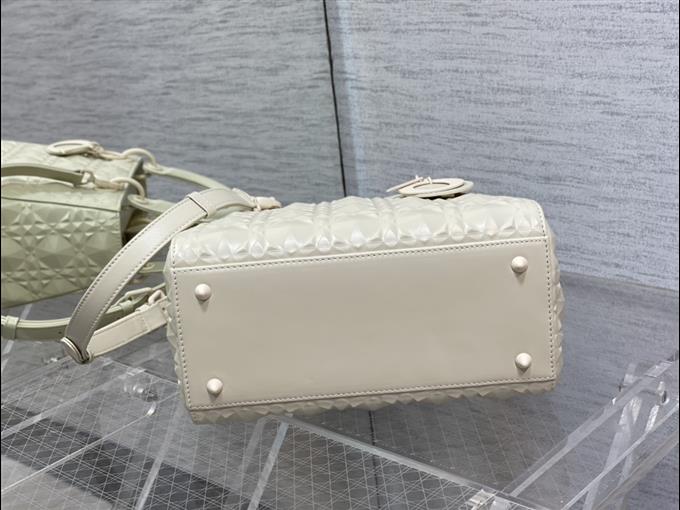 2025228Y700P221321363