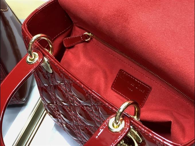 2025228Y700P222254946