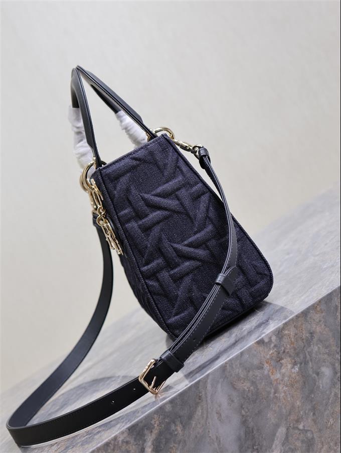 2025228Y730P211342847