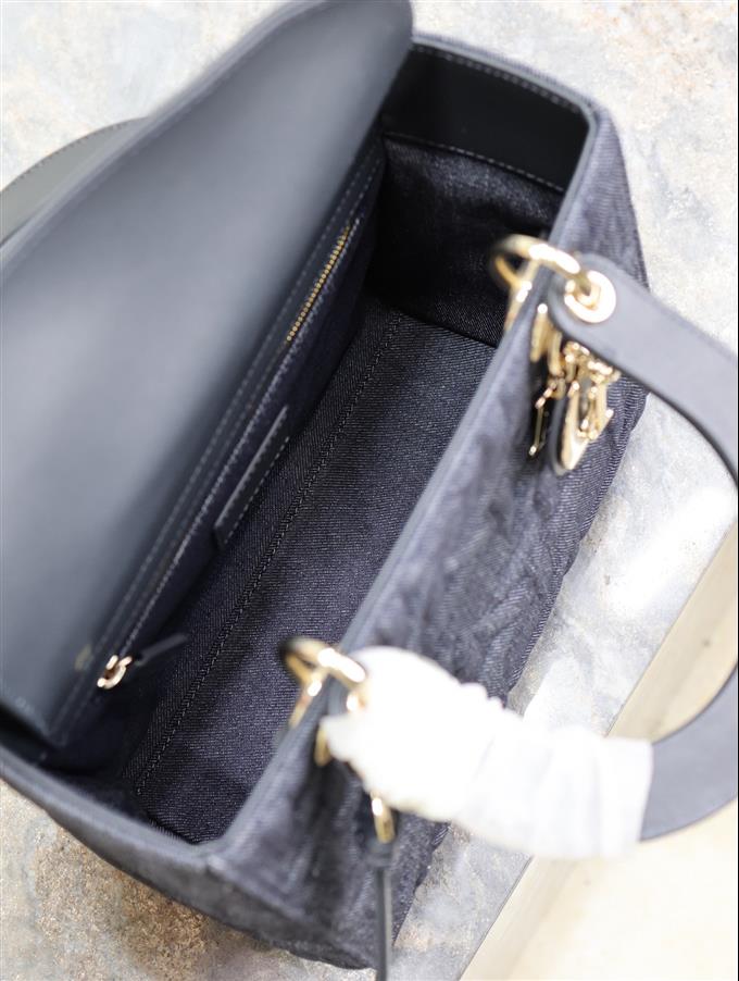 2025228Y730P211342893