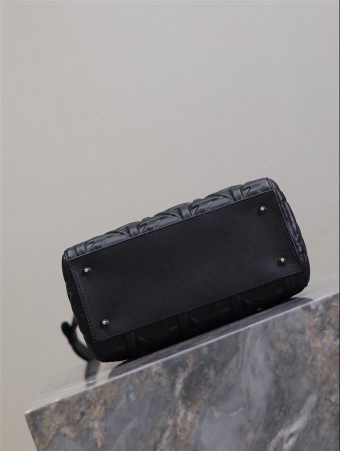 2025228Y750P211353122