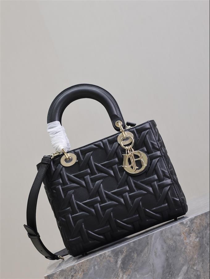 2025228Y750P21135344