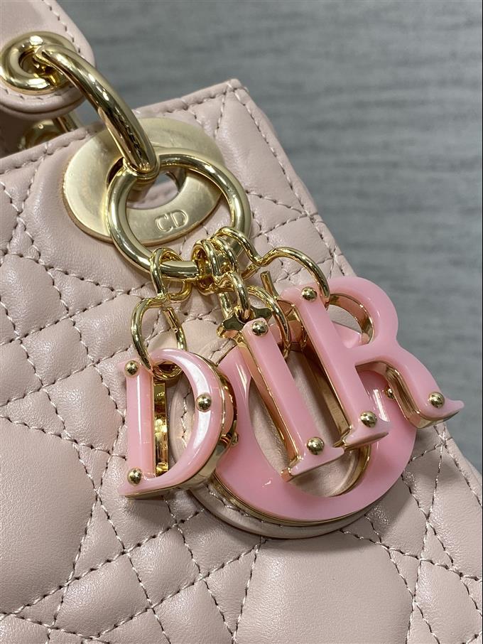 2025228Y780P22932808