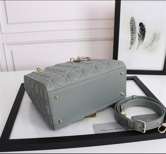 2025228Y800P212556563